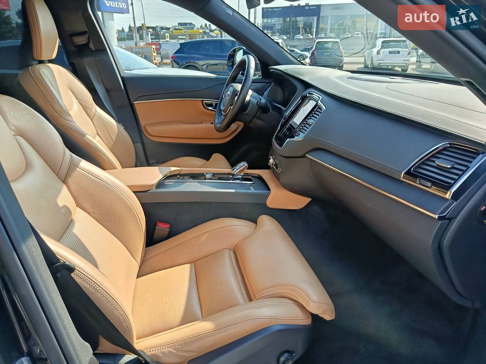 Volvo Xc90 2024 VIN YV1LFM1V7S1307508 фото оголошення 19 з 37