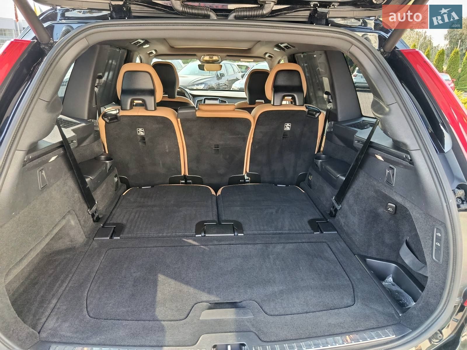 Volvo Xc90 2024 VIN YV1LFM1V7S1307508 фото оголошення 25 з 37