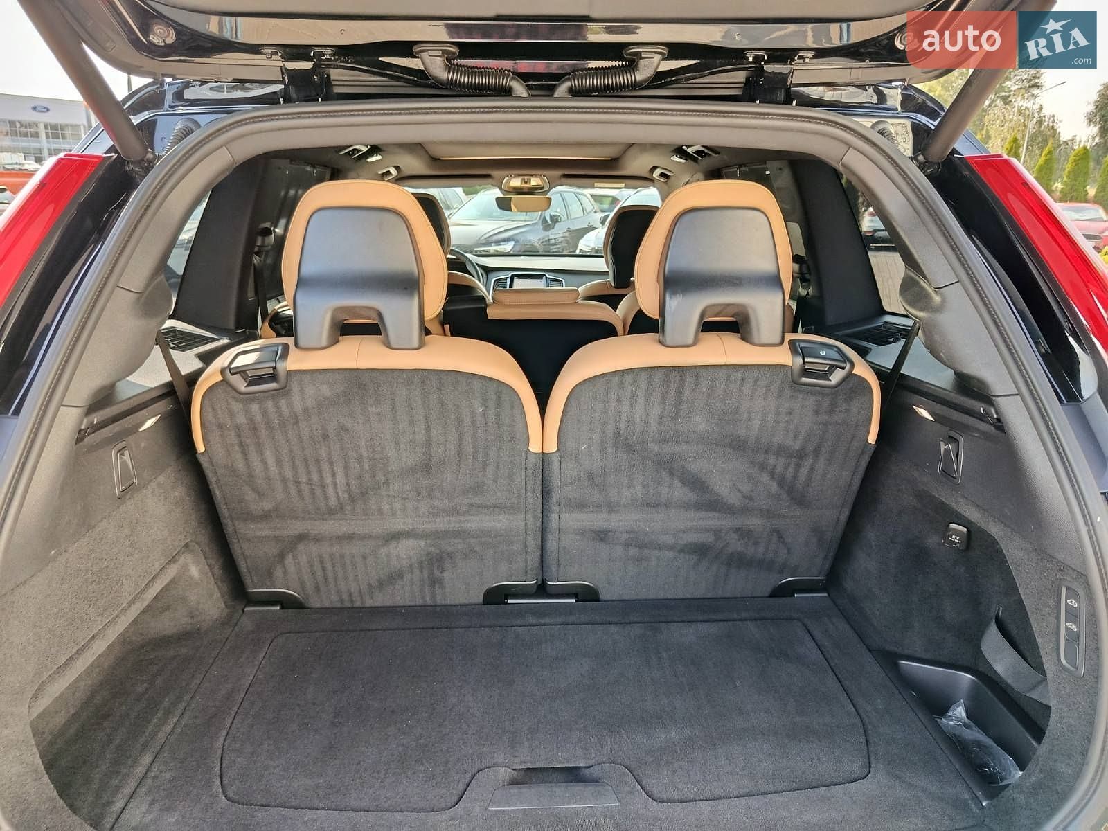 Volvo Xc90 2024 VIN YV1LFM1V7S1307508 фото оголошення 26 з 37