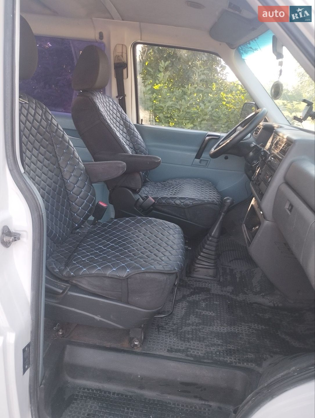 Volkswagen Transporter 1993 VIN WV2ZZZ70ZPH041992 фото оголошення 7 з 26