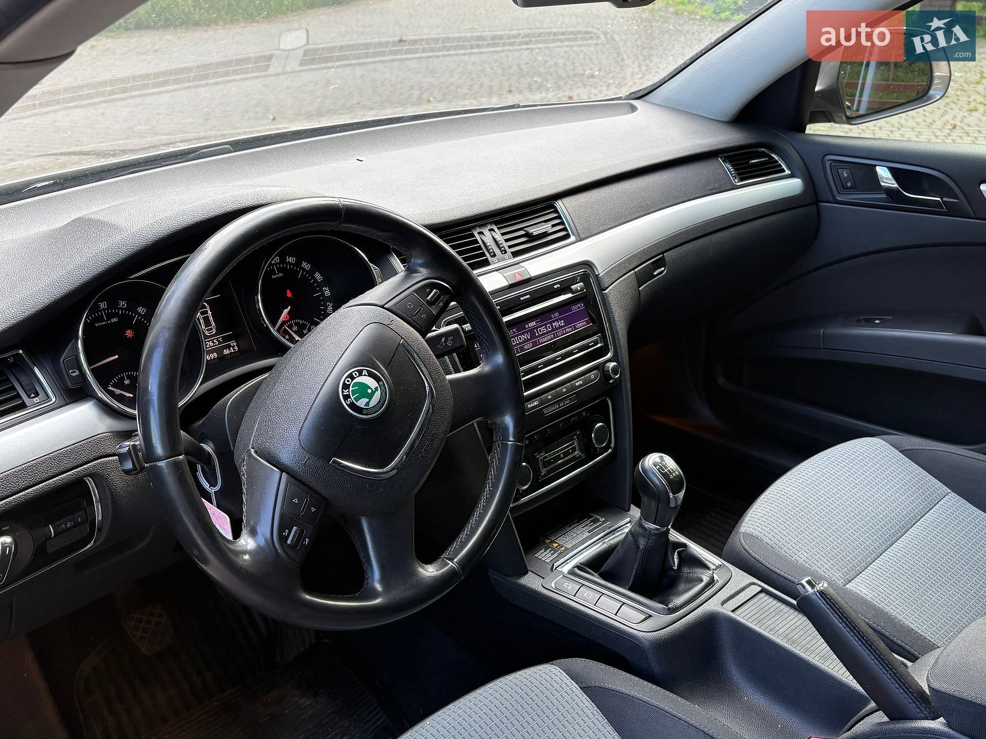 Skoda Superb 2010 VIN TMBAE73T7B9014321 фото оголошення 11 з 21