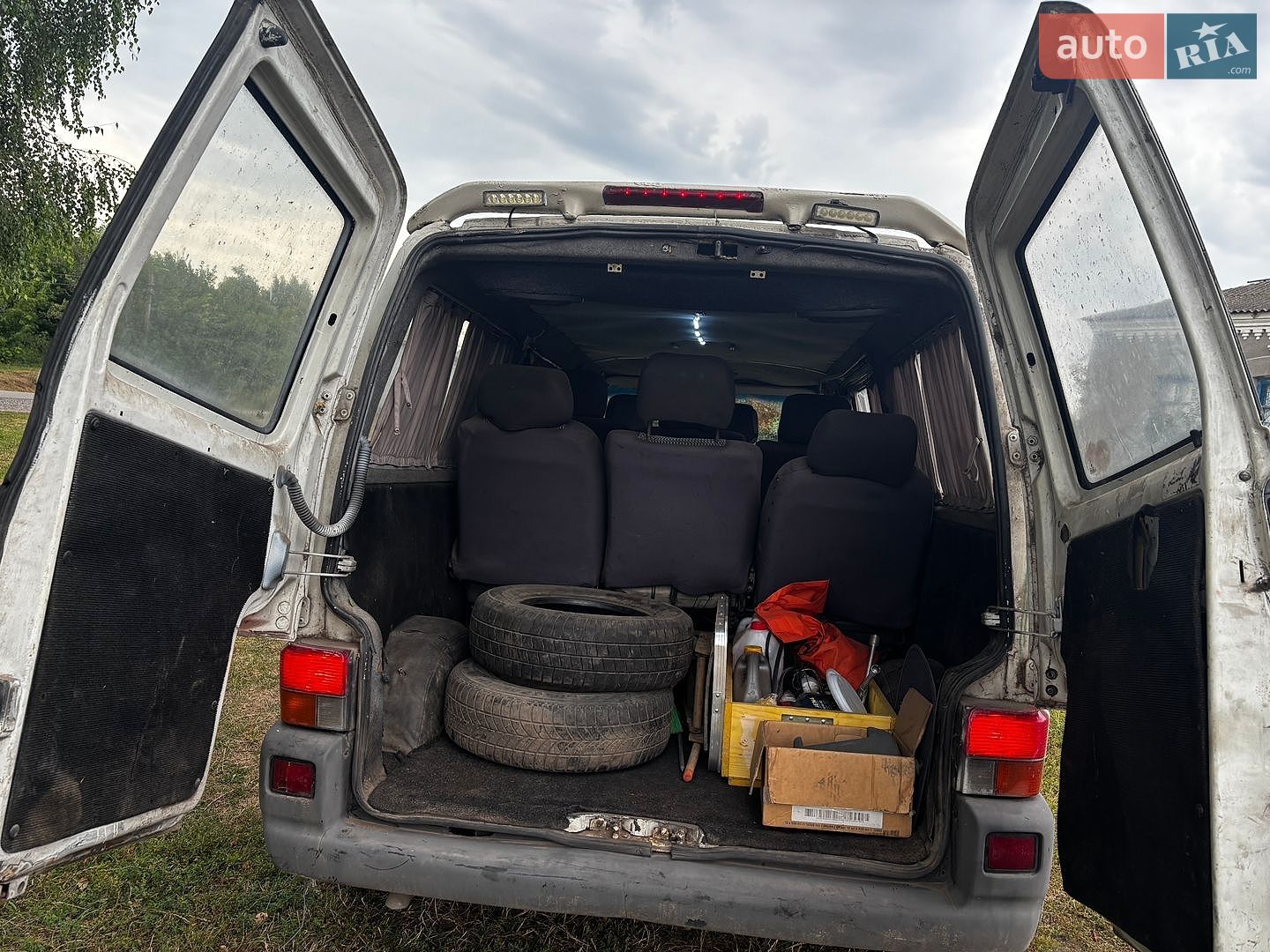 Volkswagen Transporter 1993 VIN WV2ZZZ70ZPH132967 фото оголошення 5 з 12