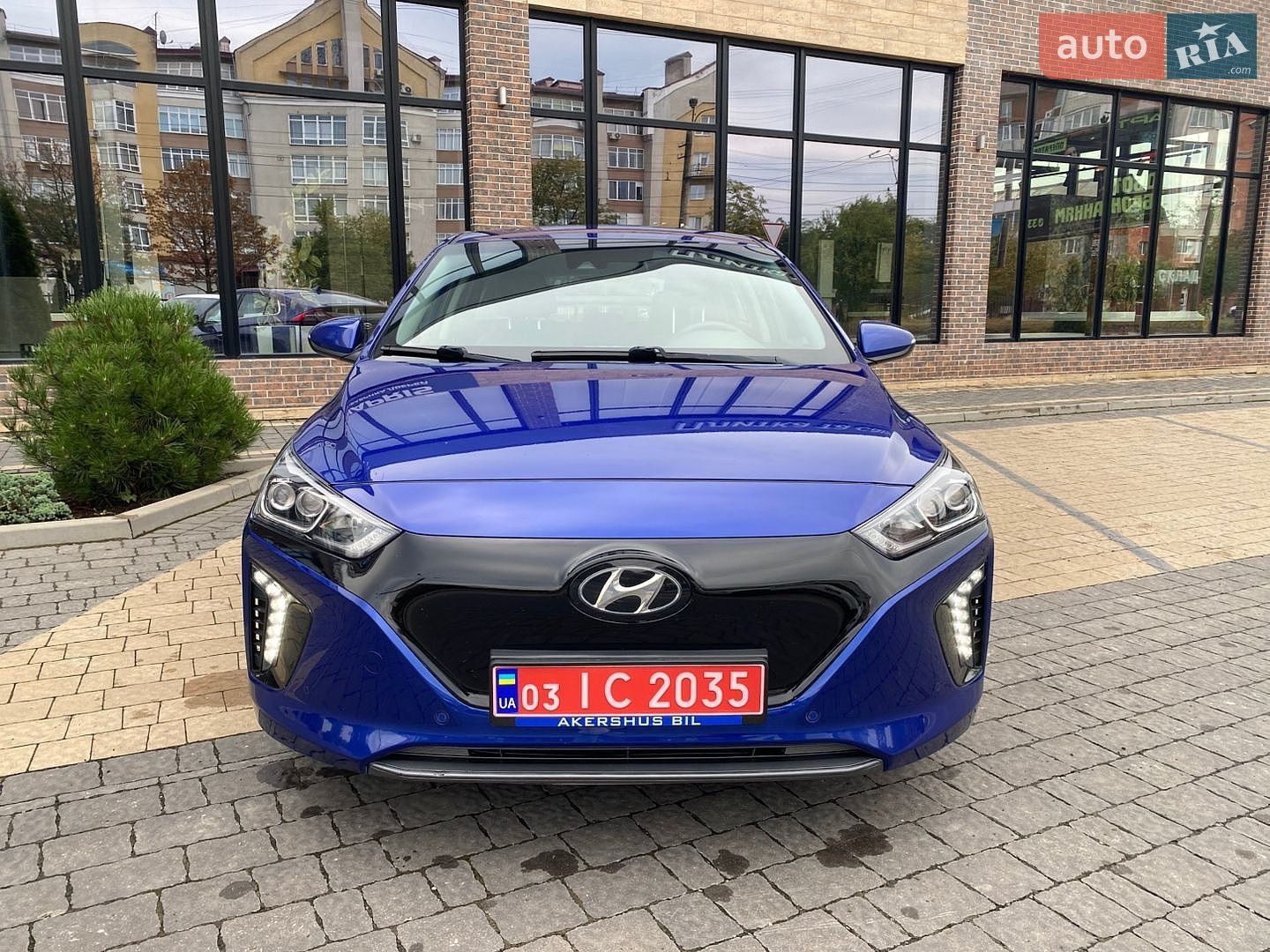 Hyundai Ioniq 2019 VIN KMHC851HFKU048100 фото оголошення 10 з 24