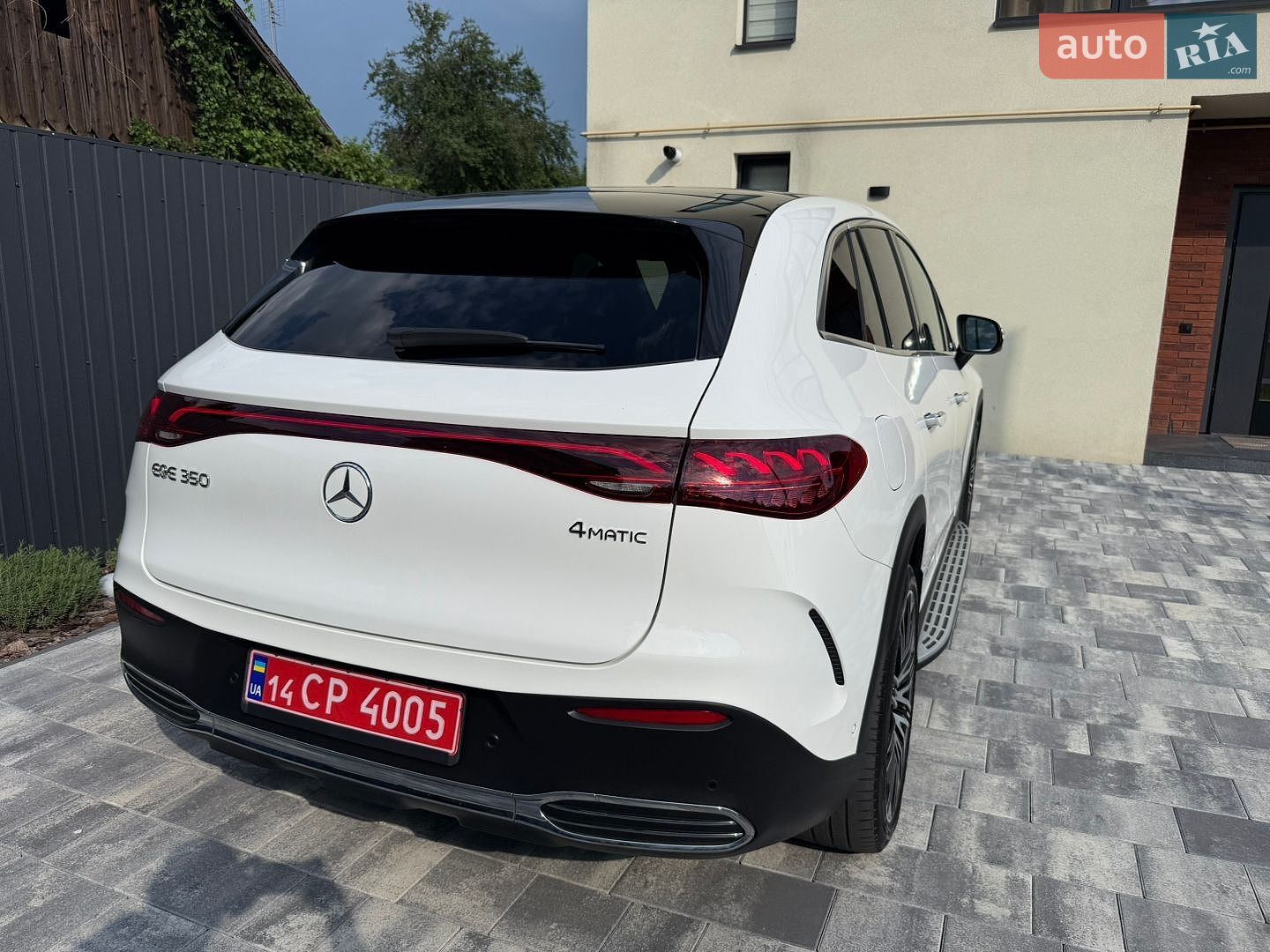 Mercedes-Benz EQE SUV 2023 VIN 4JGGM1CB2PA015413 фото оголошення 31 з 104
