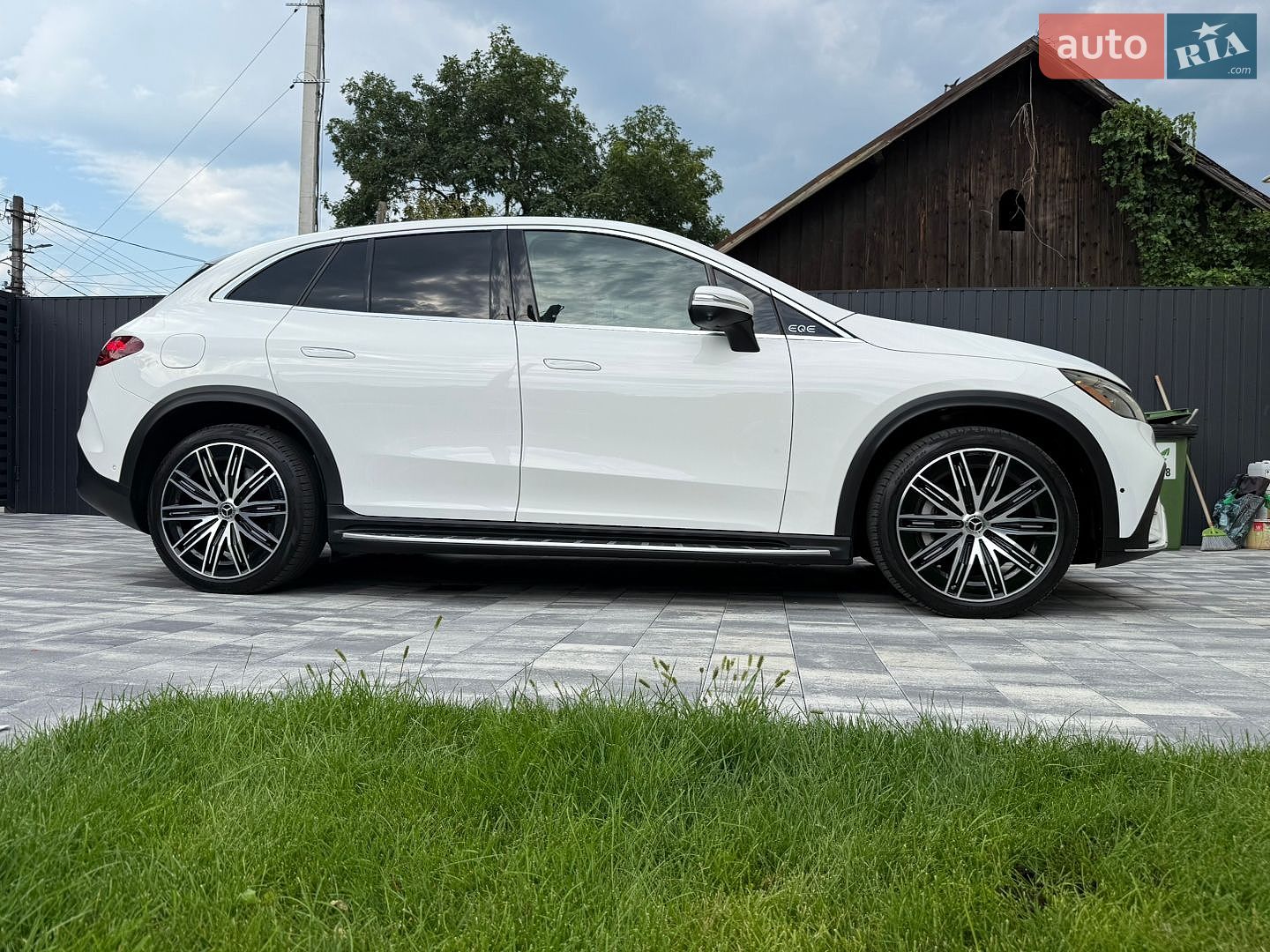 Mercedes-Benz EQE SUV 2023 VIN 4JGGM1CB2PA015413 фото оголошення 83 з 104