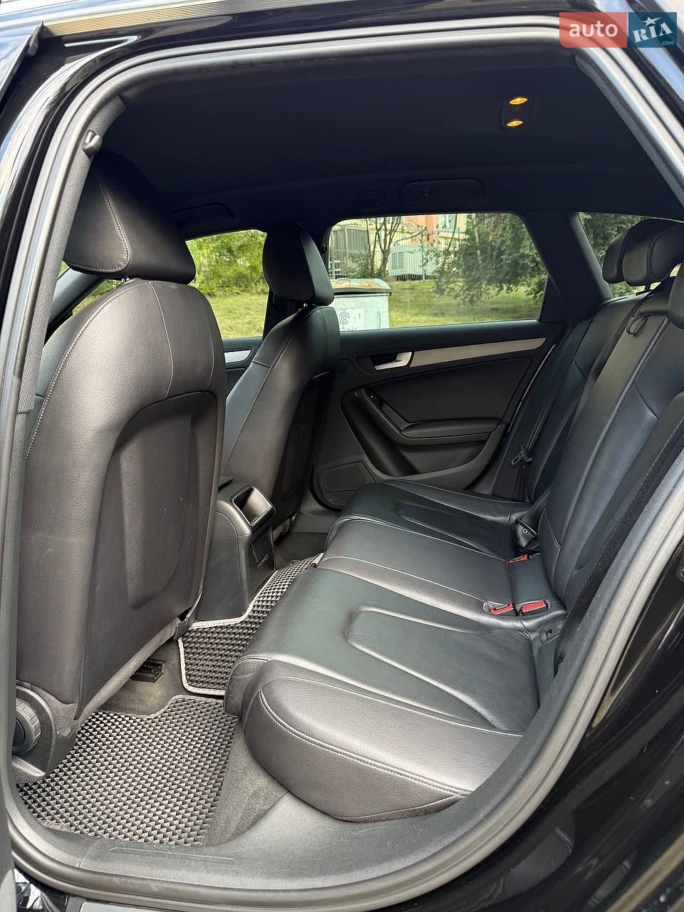 Audi A4 2014 VIN WAUZZZ8KXFA050105 фото оголошення 12 з 13