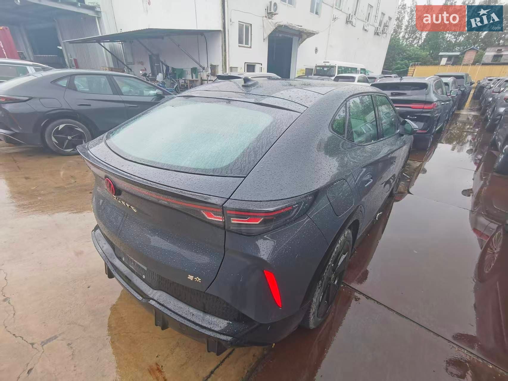 Volkswagen ID. UNYX 2024 VIN HVWJA1ER5R1202679 фото оголошення 6 з 19