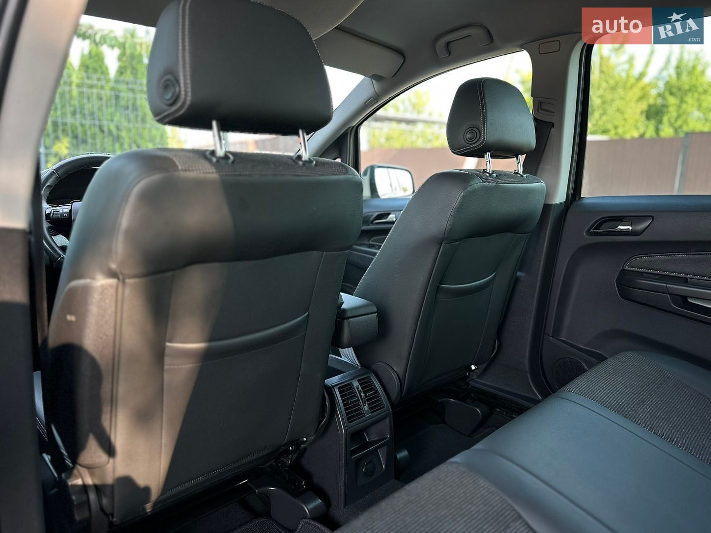 Opel Zafira 2011 VIN W0L0AHM75B2117732 фото оголошення 39 з 64