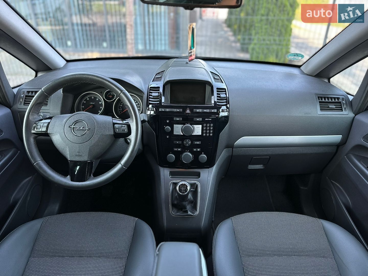 Opel Zafira 2011 VIN W0L0AHM75B2117732 фото оголошення 53 з 64