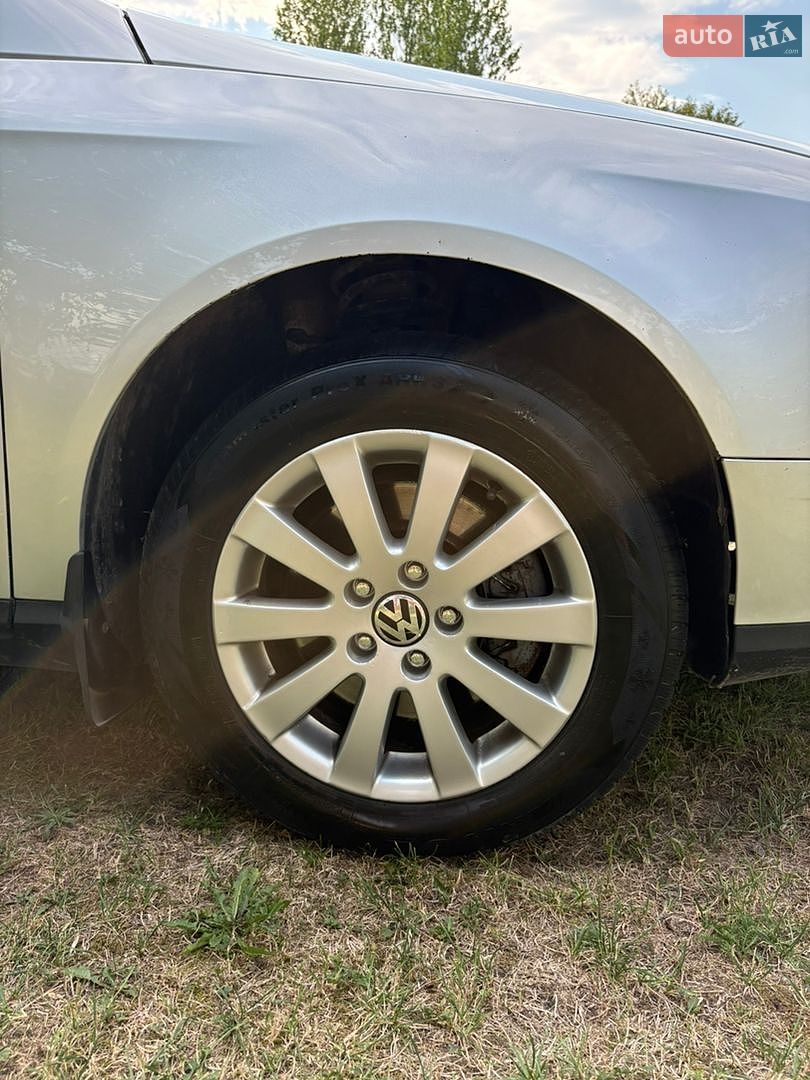 Volkswagen Passat 2005 VIN WVWZZZ3CZ6E021501 фото оголошення 6 з 6