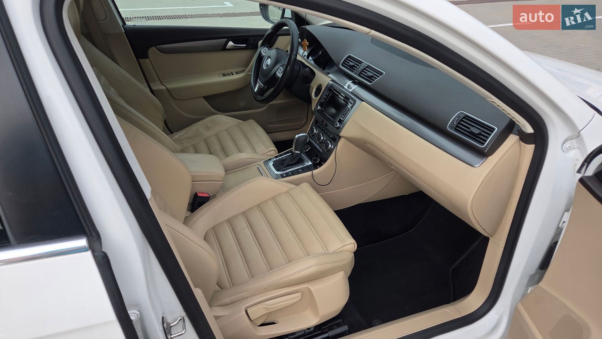Volkswagen Passat 2013 VIN WVWZZZ3CZDE128434 фото оголошення 15 з 29