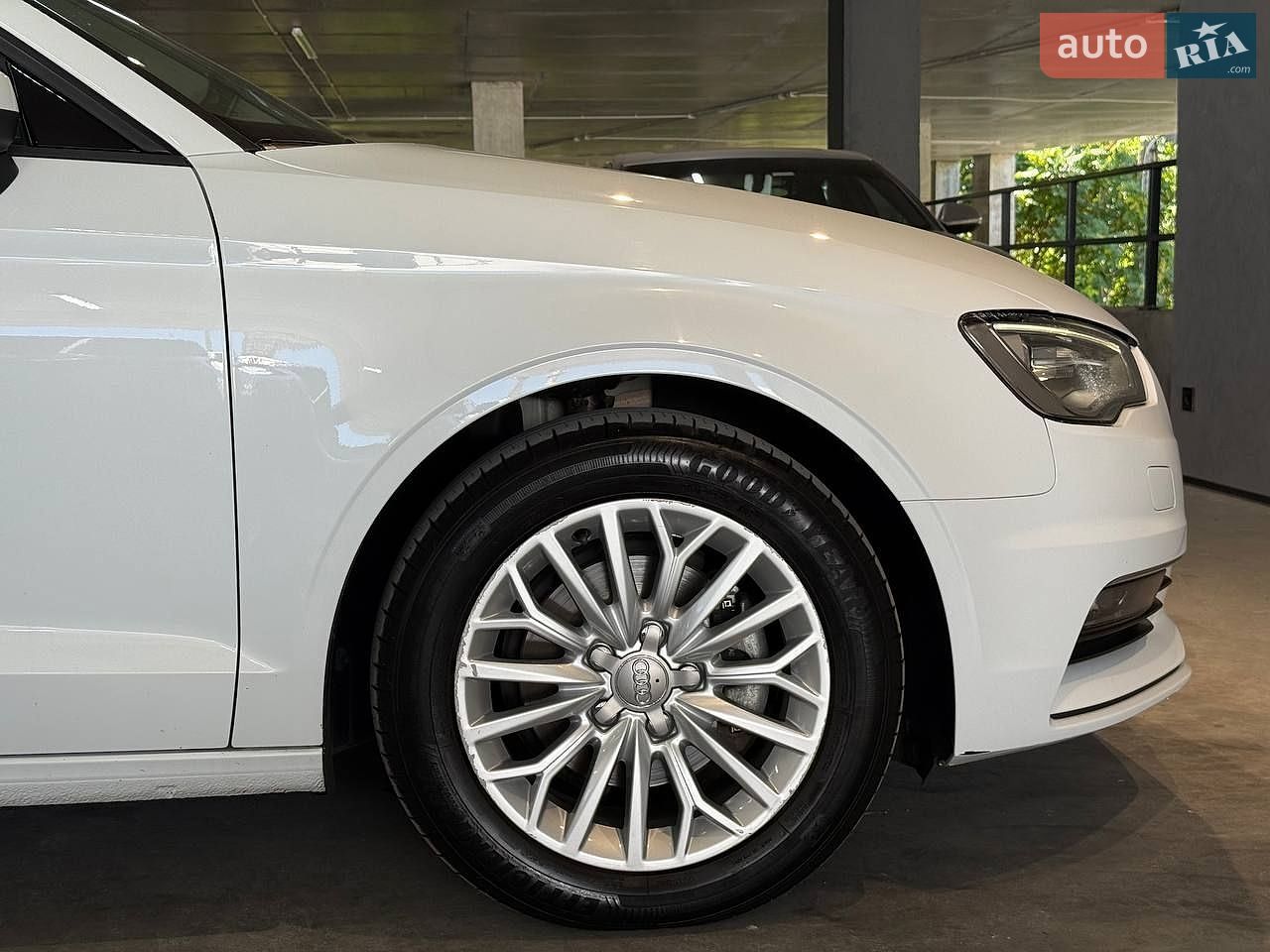 Audi A3 2016 VIN WAUZZZ8V0G1092438 фото оголошення 9 з 30