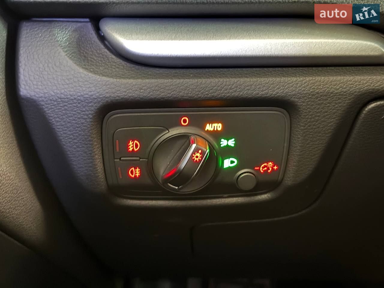 Audi A3 2016 VIN WAUZZZ8V0G1092438 фото оголошення 24 з 30