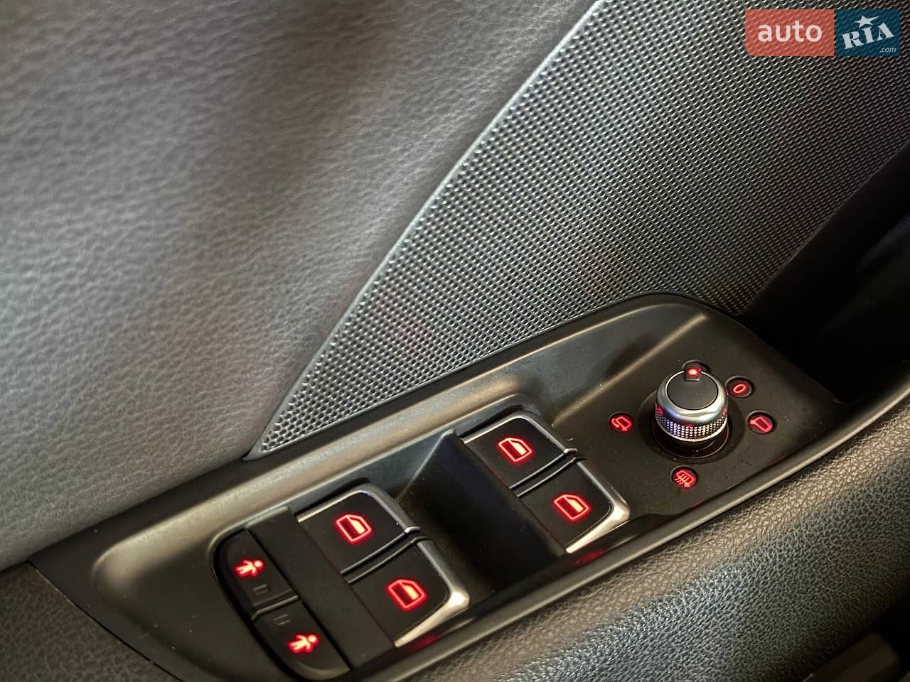 Audi A3 2016 VIN WAUZZZ8V0G1092438 фото оголошення 25 з 30