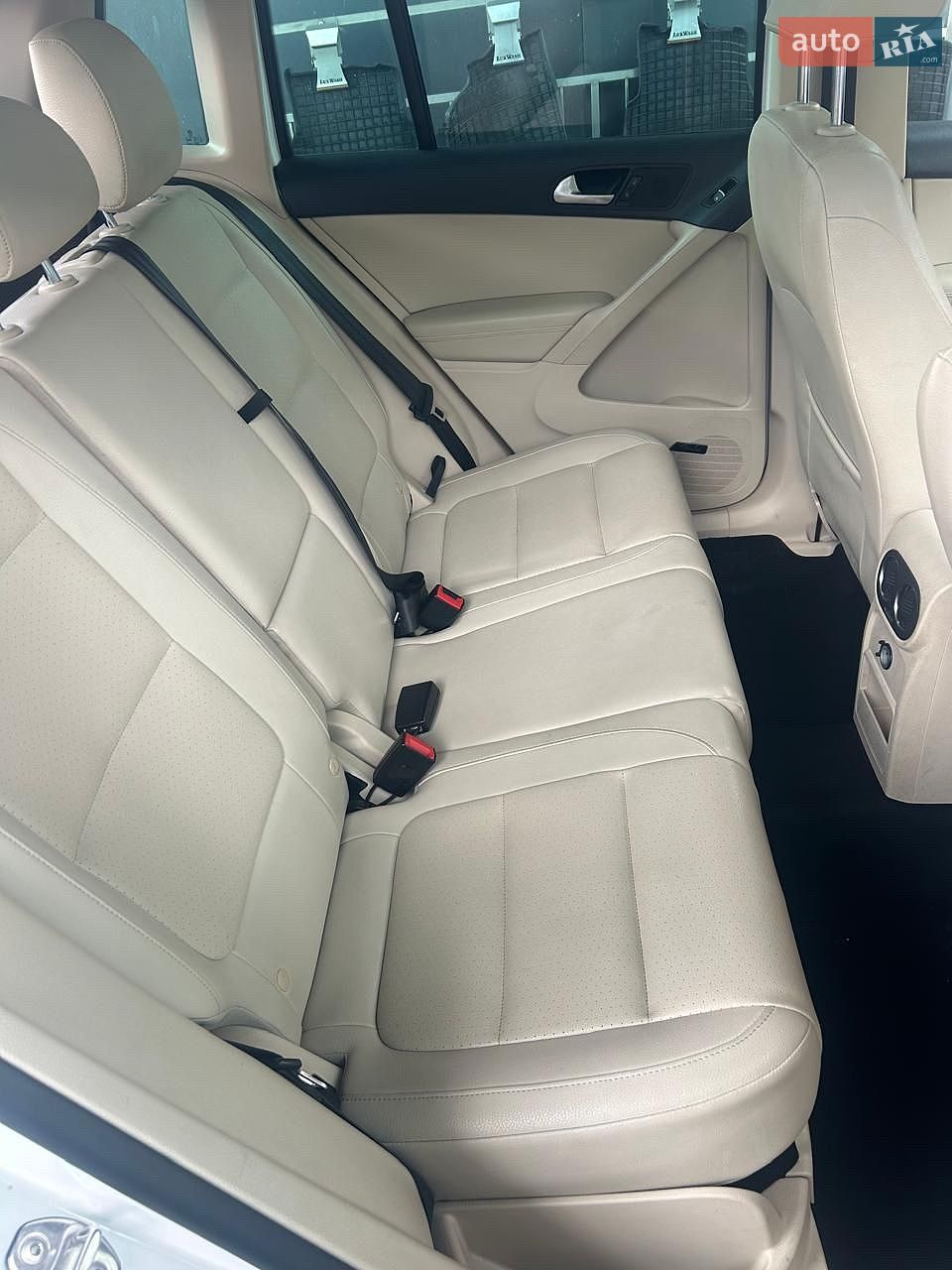 Volkswagen Tiguan 2013 VIN WVGAV3AX8EW545897 фото оголошення 10 з 12