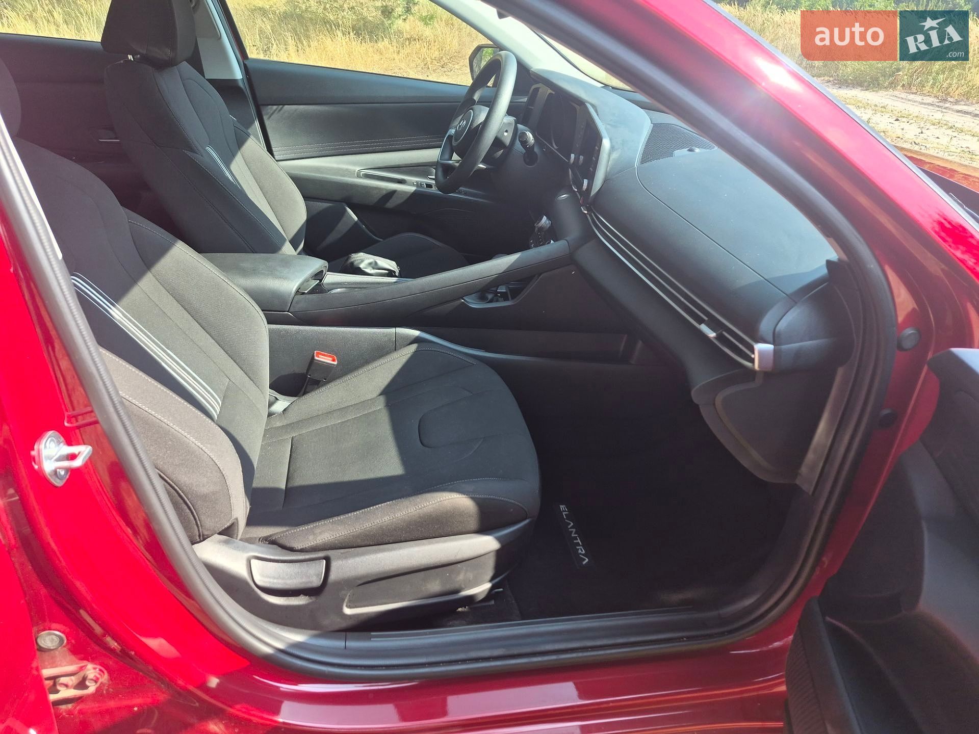 Hyundai Elantra 2023 VIN KMHLM4AJXPU078025 фото оголошення 11 з 22