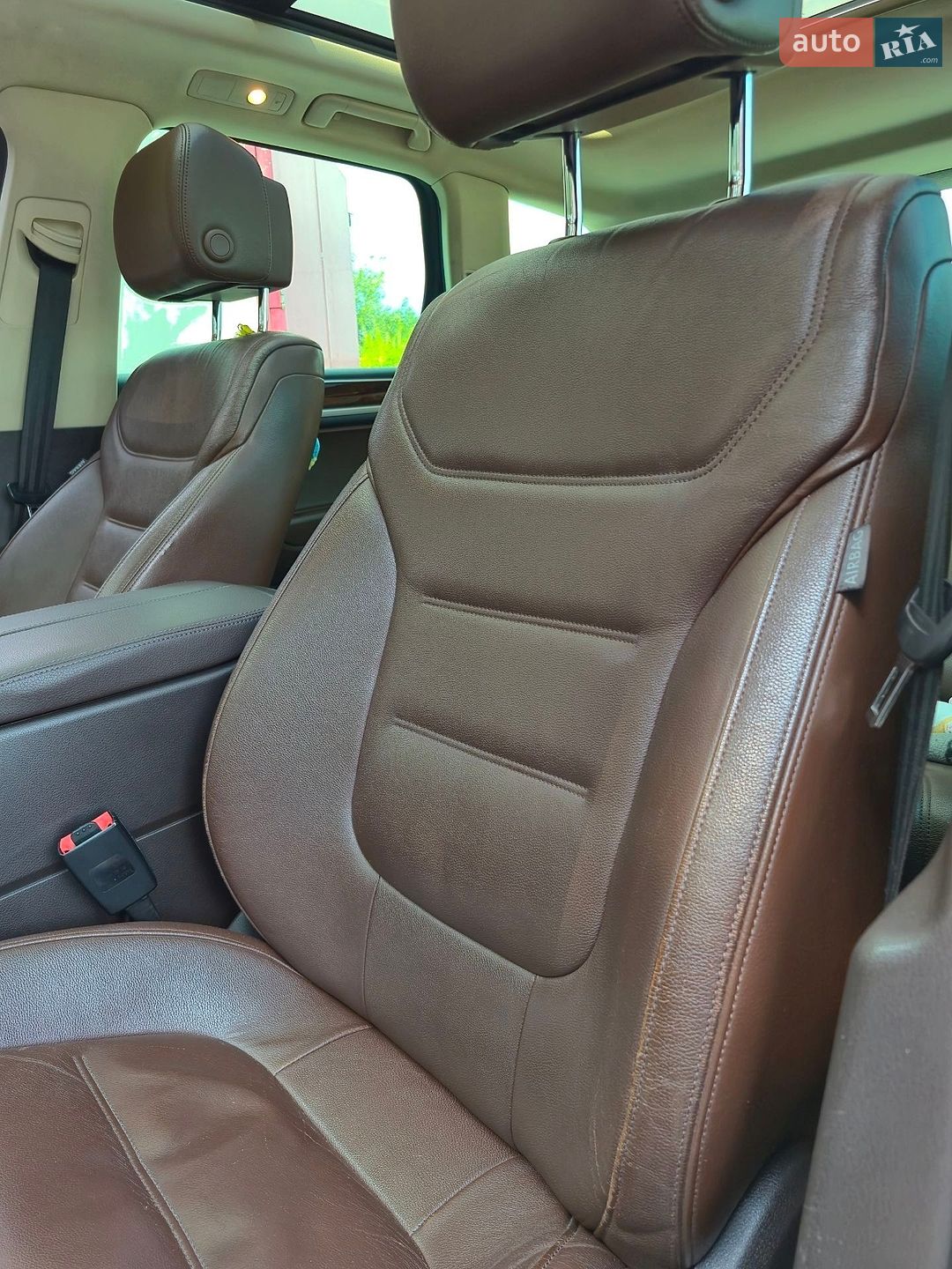 Volkswagen Touareg 2012 VIN WVGEK9BP3CD008150 фото оголошення 29 з 34