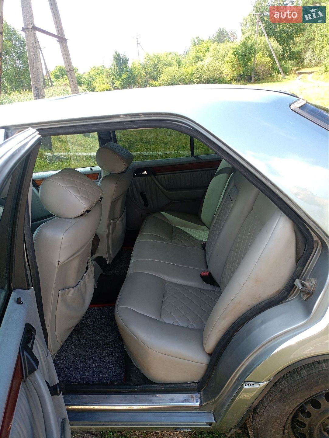 Mercedes-Benz E-Class 1989 VIN WDB1240211B145059 фото оголошення 8 з 9