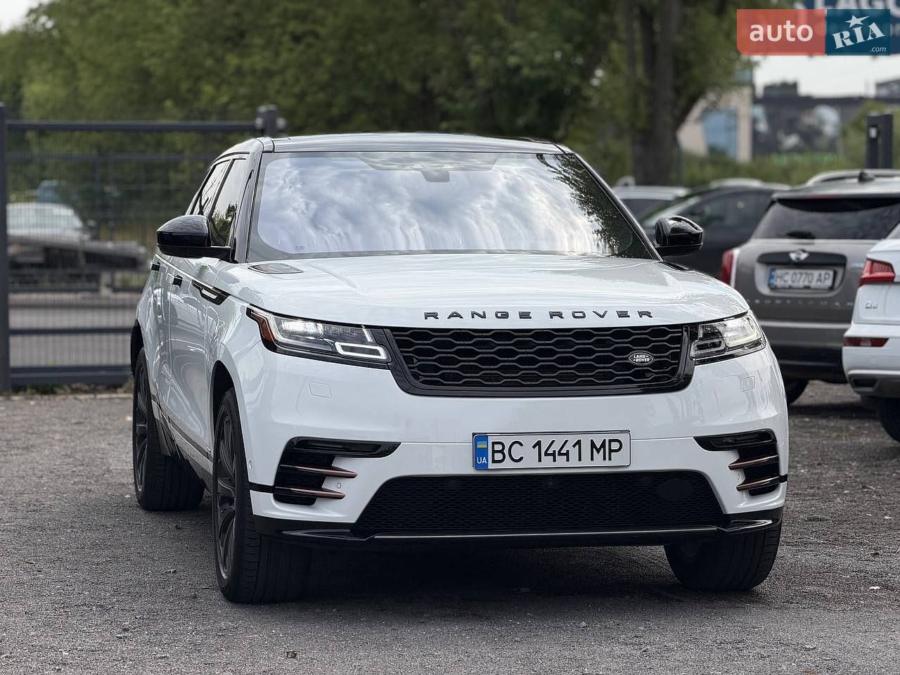 Land Rover Range Rover Velar 2017 VIN SALYL2RN9JA735973 фото оголошення 7 з 36