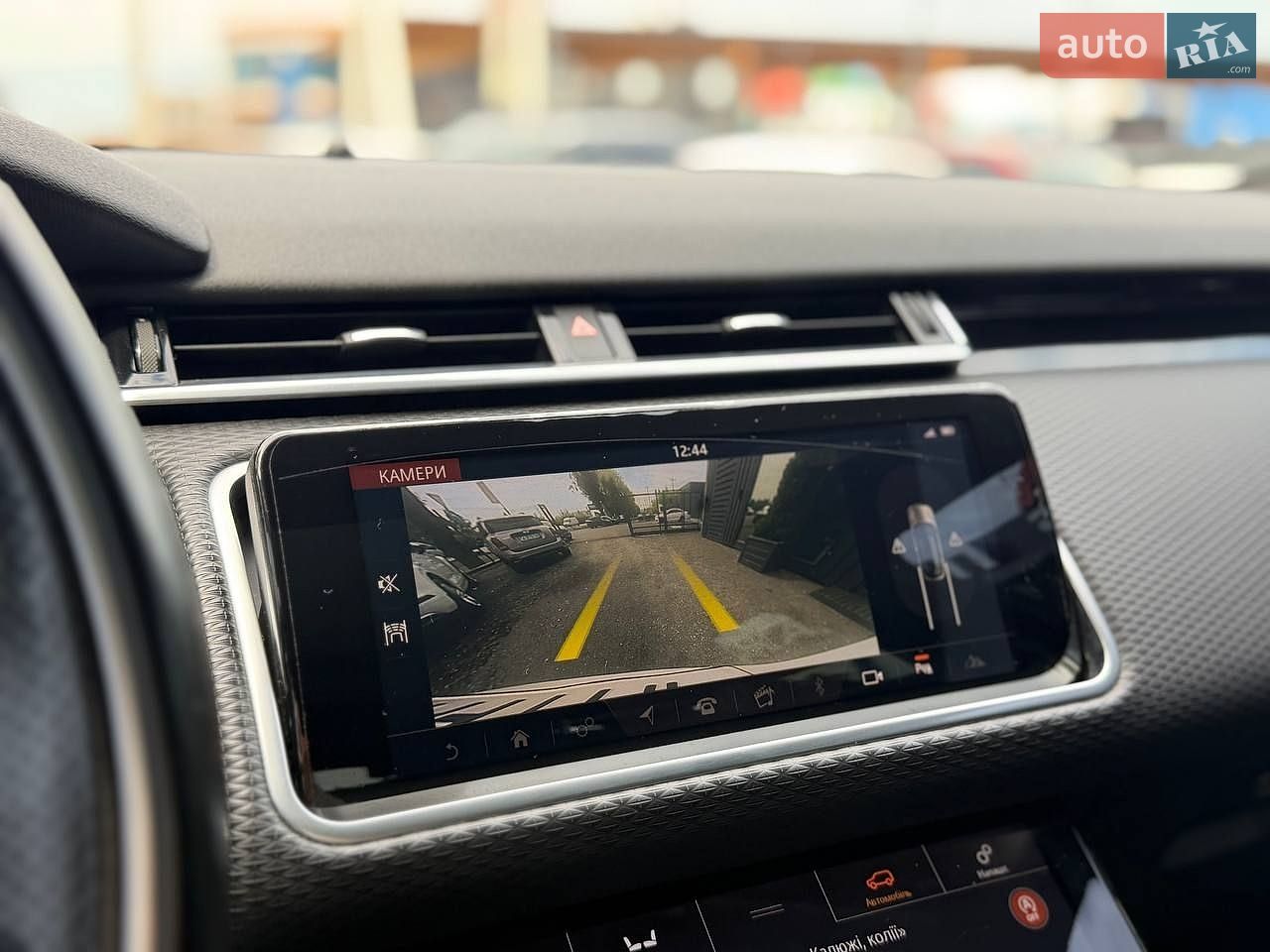 Land Rover Range Rover Velar 2017 VIN SALYL2RN9JA735973 фото оголошення 17 з 36