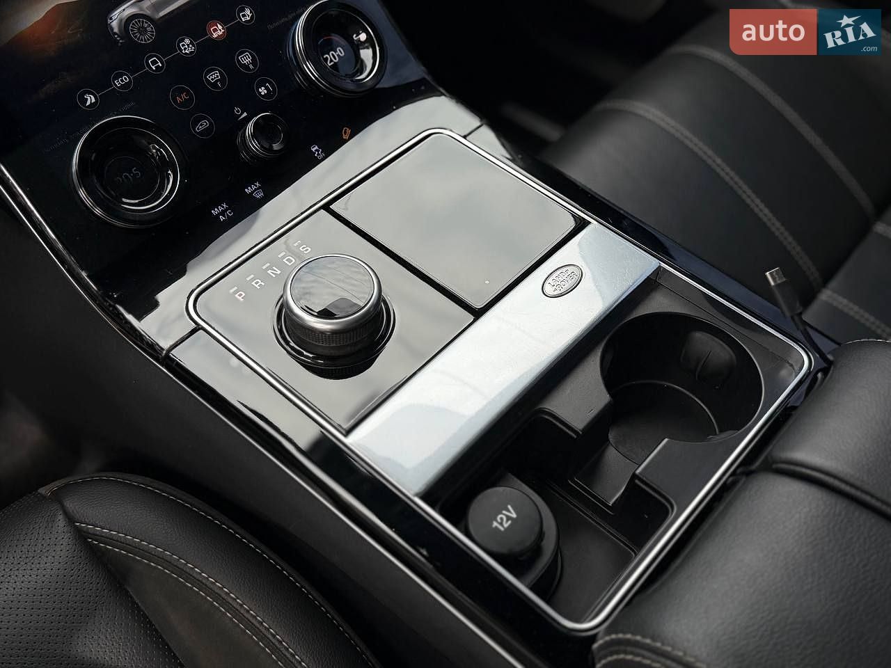 Land Rover Range Rover Velar 2017 VIN SALYL2RN9JA735973 фото оголошення 19 з 36