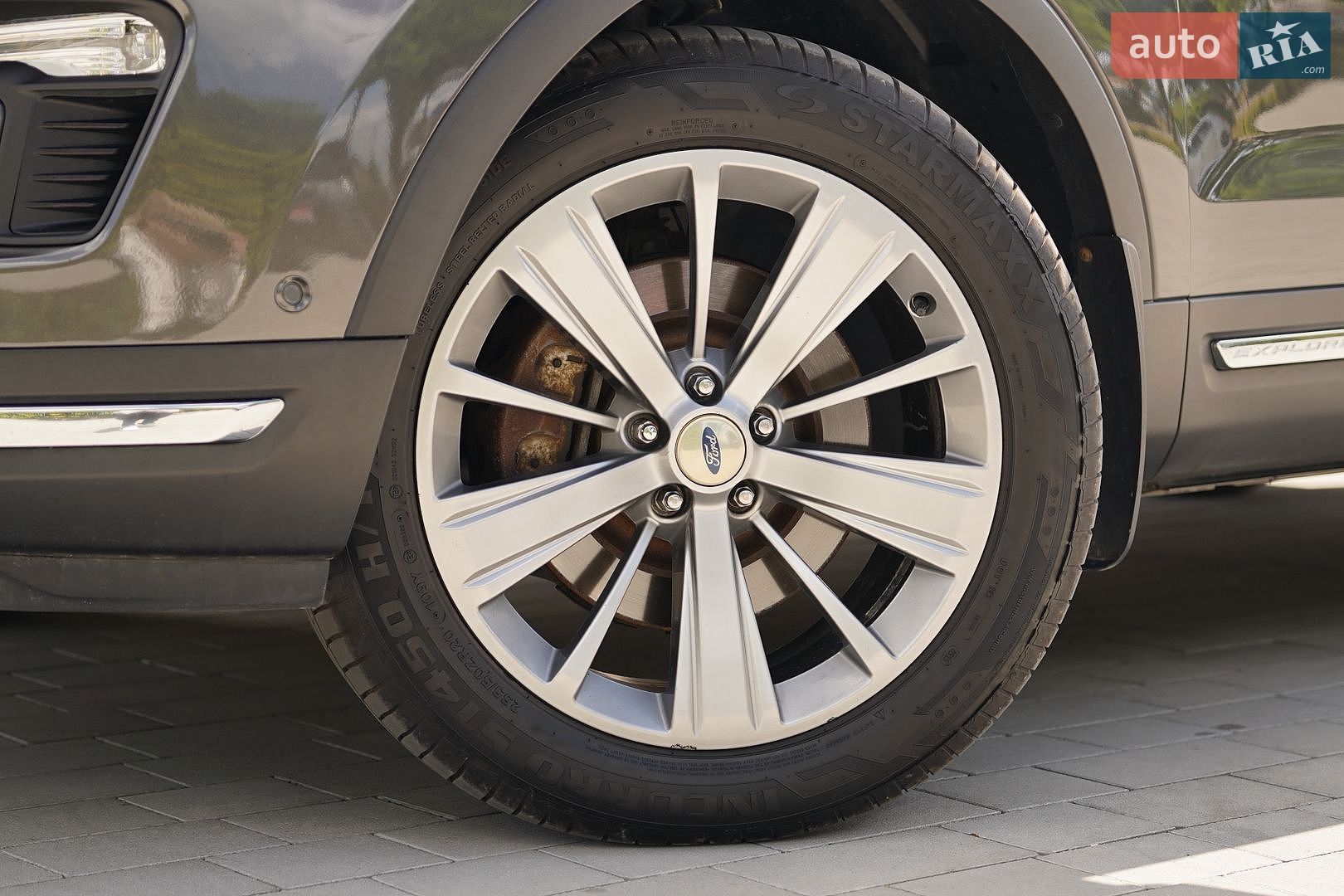 Ford Explorer 2018 VIN 1FM5K8F89JGC29468 фото оголошення 7 з 32