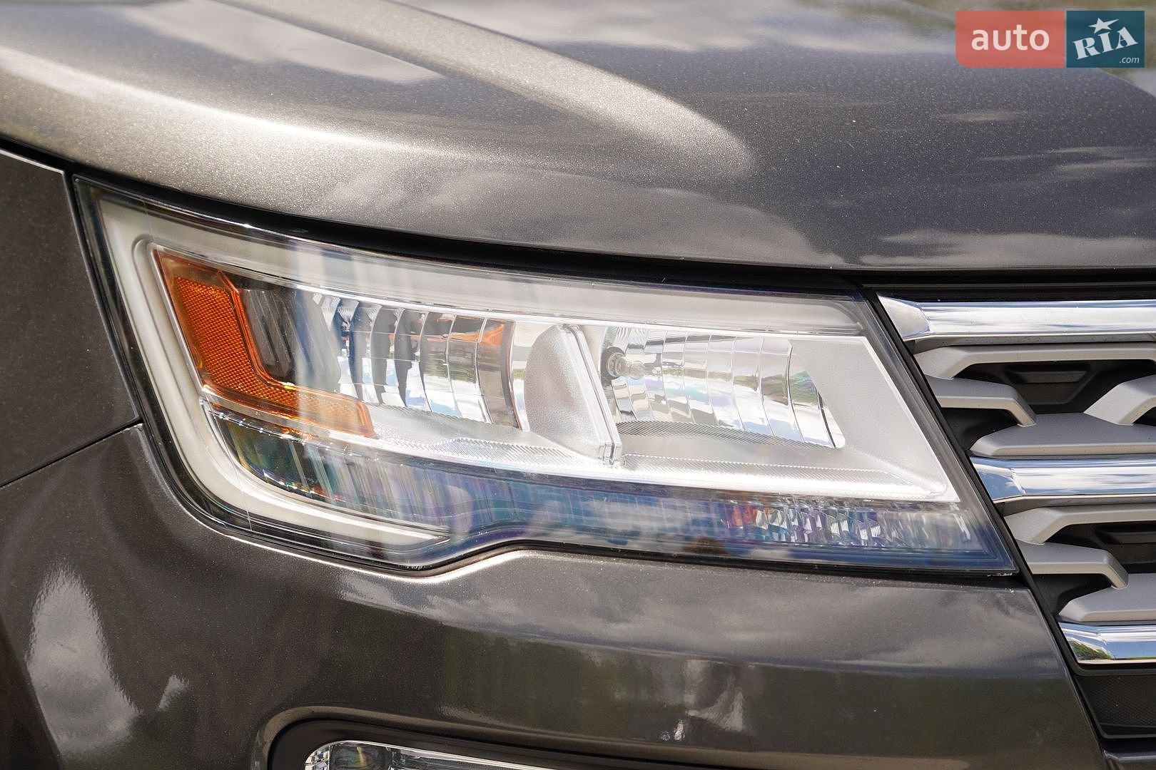 Ford Explorer 2018 VIN 1FM5K8F89JGC29468 фото оголошення 8 з 32