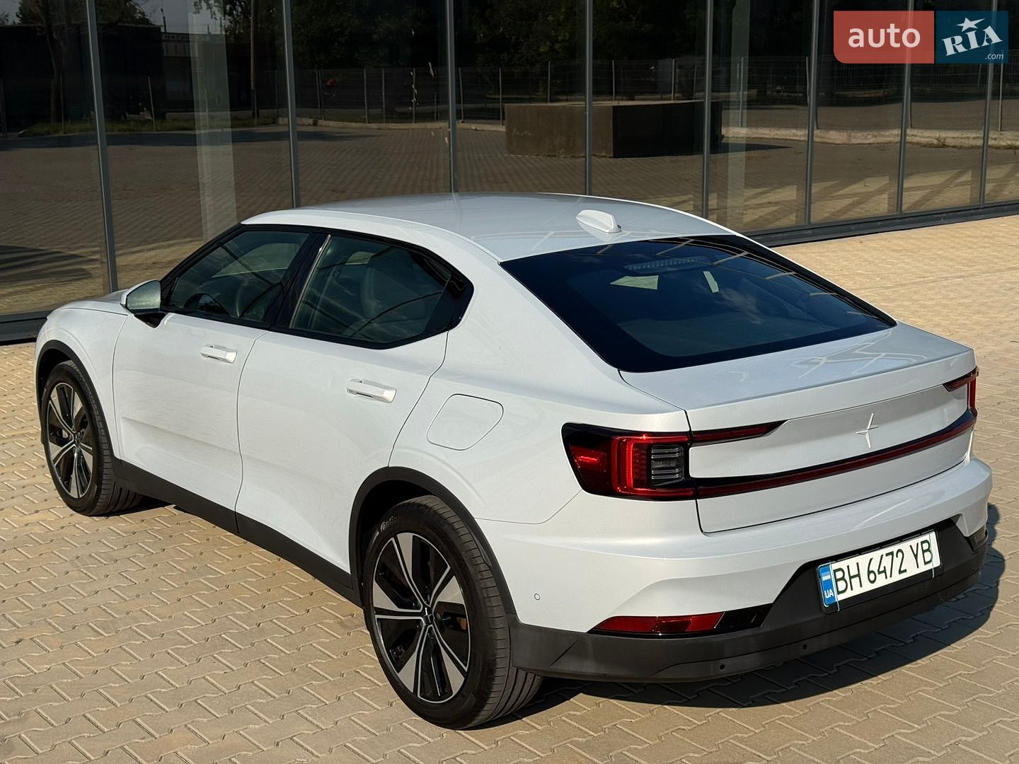 Polestar 2 2022 VIN YSMEG3KAXPL144189 фото оголошення 5 з 22