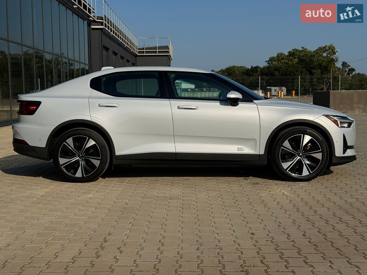 Polestar 2 2022 VIN YSMEG3KAXPL144189 фото оголошення 4 з 22