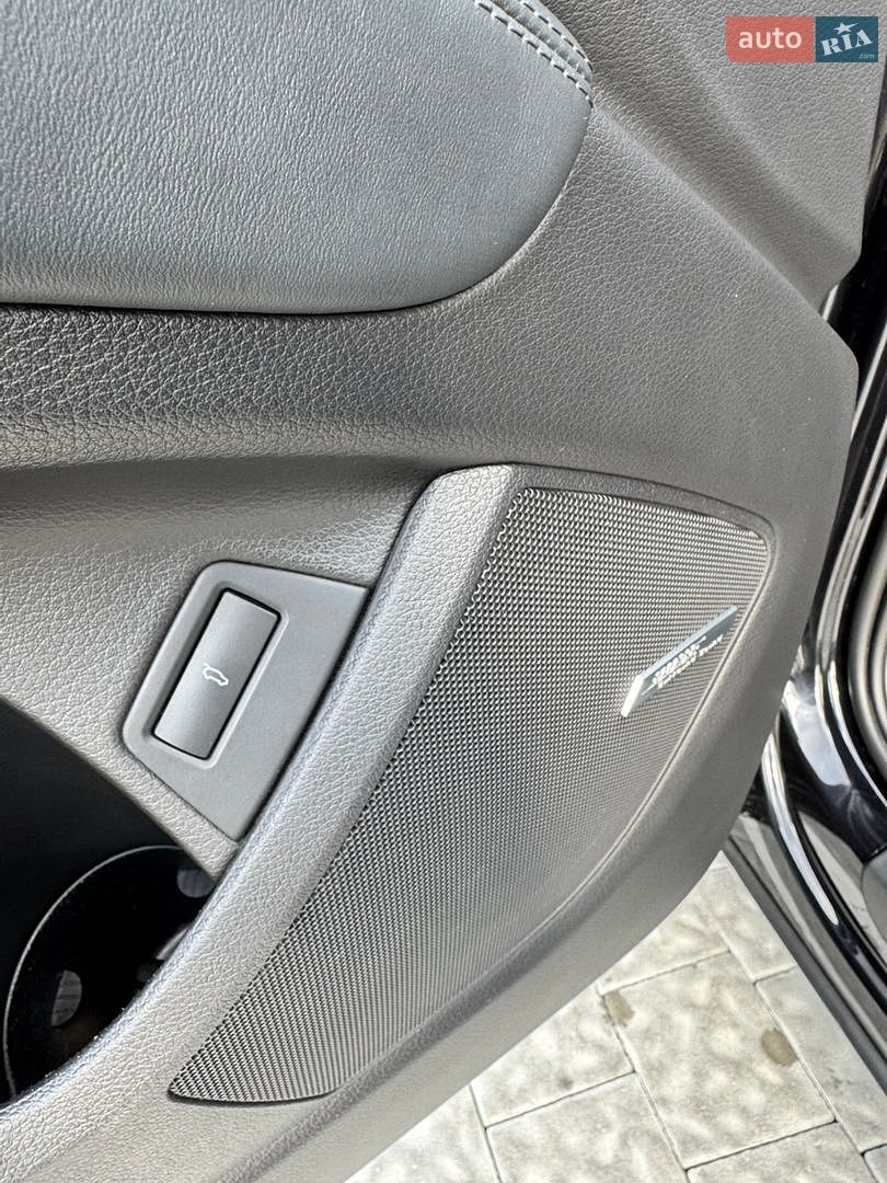 Audi Q7 2015 VIN WAUZZZ4L7FD029161 фото оголошення 18 з 28