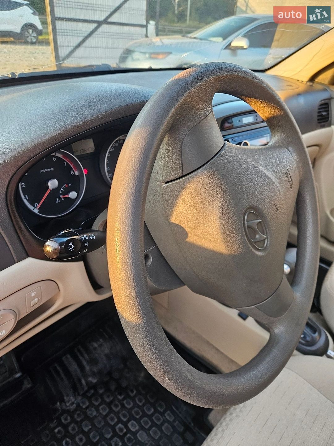 Hyundai Accent 2008 VIN Y6LCM41AP8L207707 фото оголошення 15 з 20