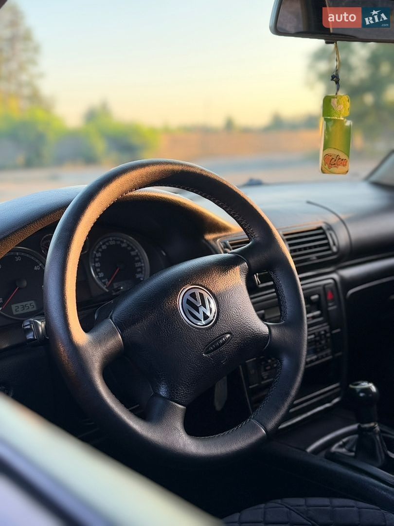 Volkswagen Passat 2002 VIN WVWZZZ3BZ3E070716 фото оголошення 30 з 55