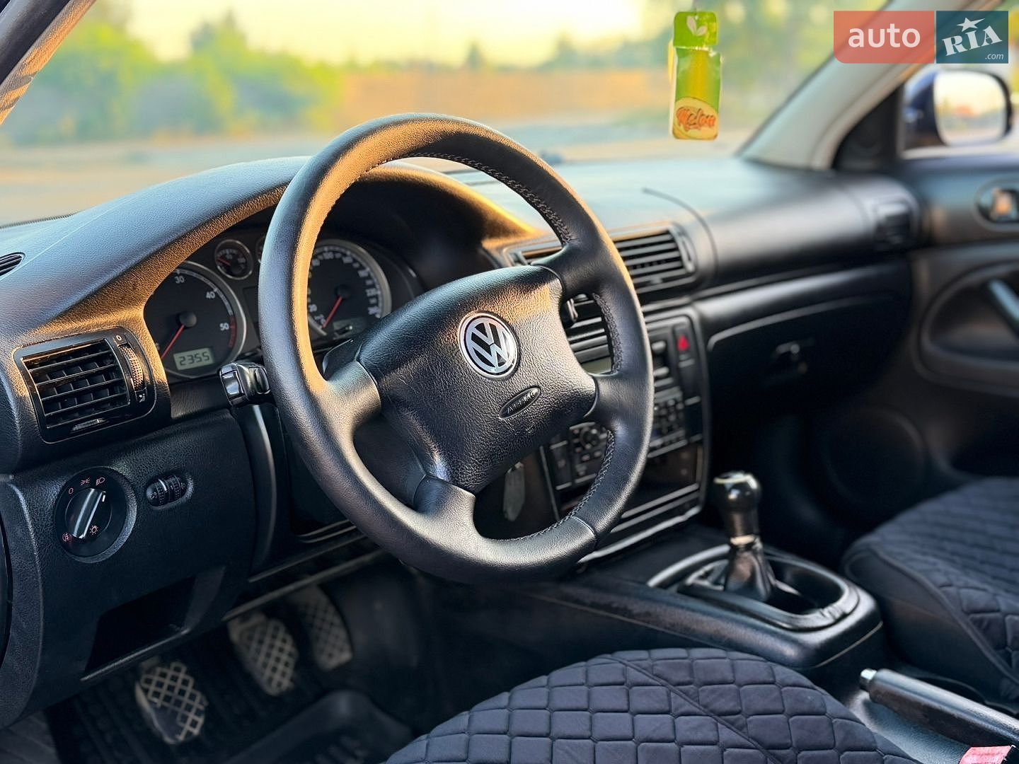 Volkswagen Passat 2002 VIN WVWZZZ3BZ3E070716 фото оголошення 29 з 55