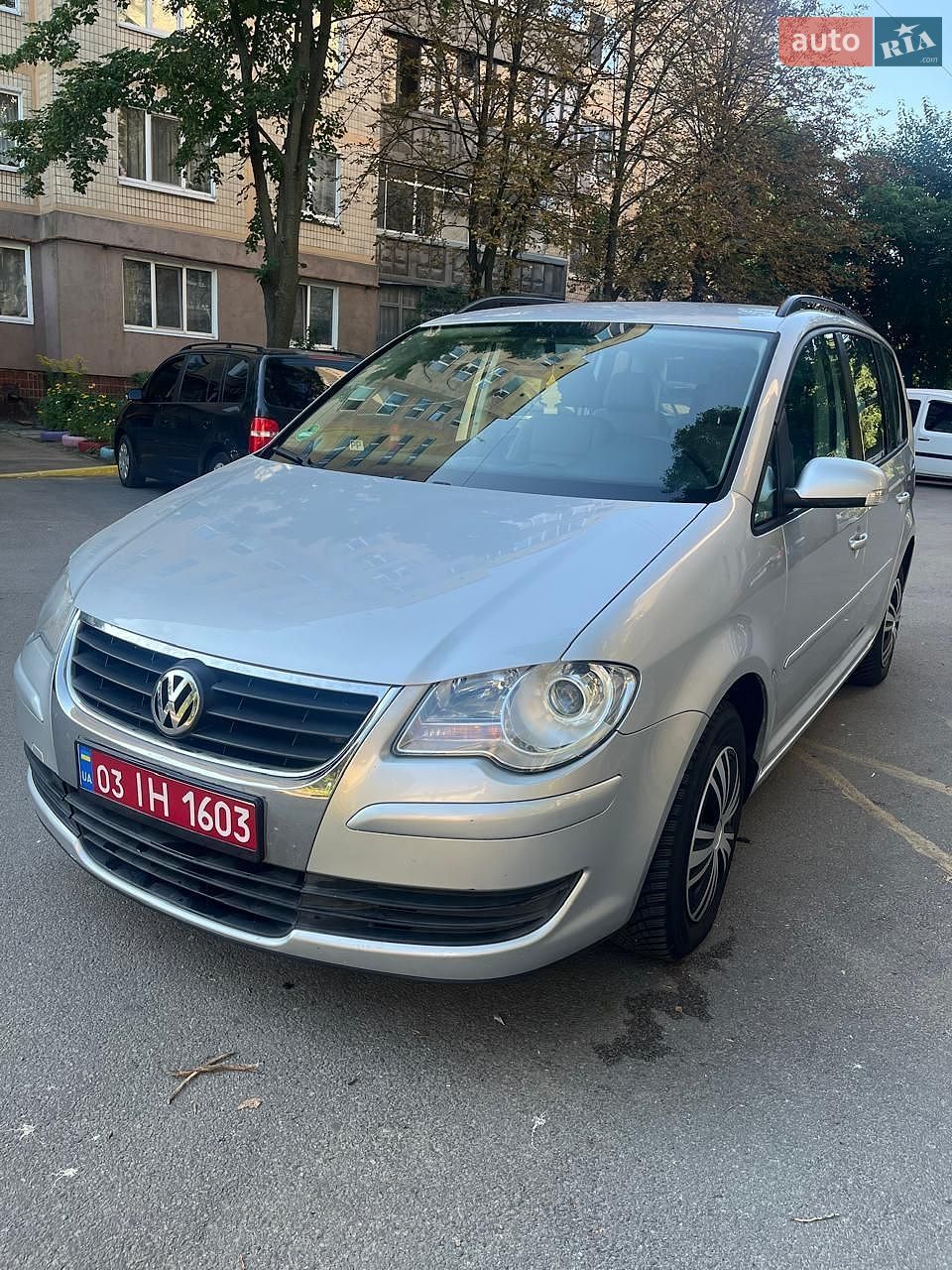 Volkswagen Touran 2009 VIN WVGZZZ1TZ9W087765 фото оголошення 2 з 57