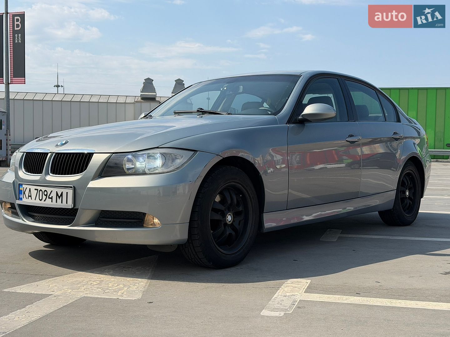 BMW 3 Series 2005 VIN WBAVA51020VB00151 фото оголошення 2 з 42