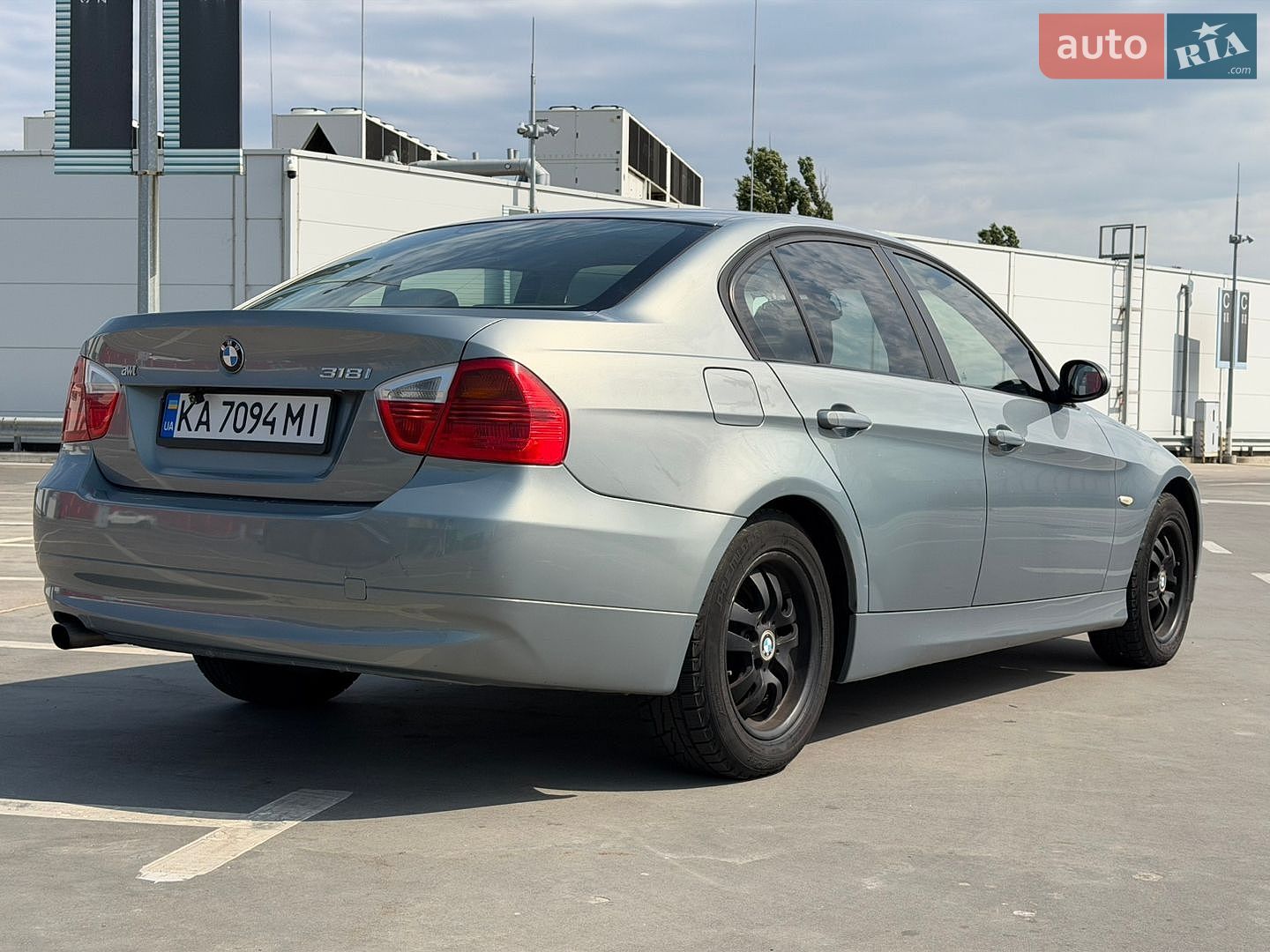 BMW 3 Series 2005 VIN WBAVA51020VB00151 фото оголошення 10 з 42