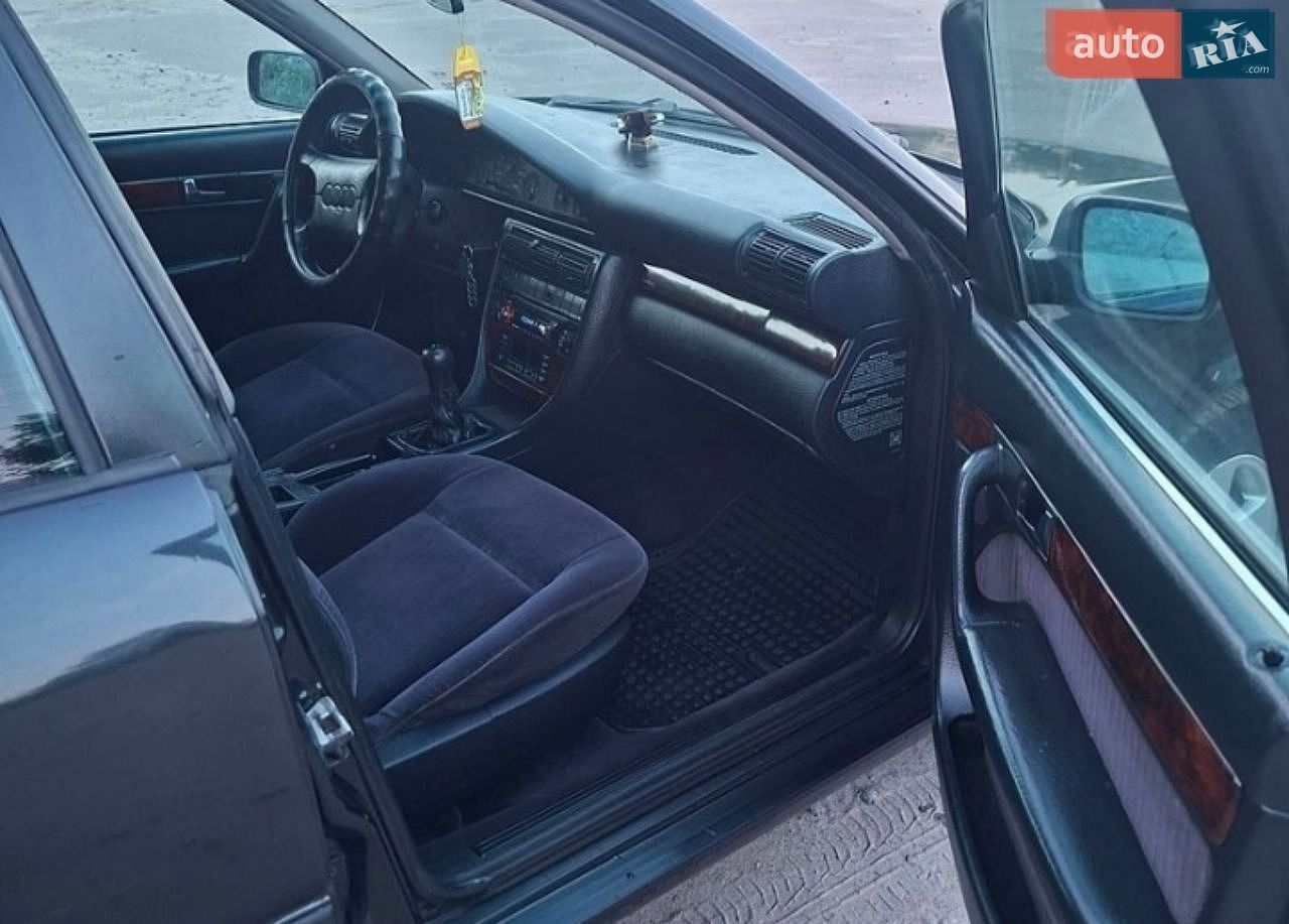 Audi 100 1994 VIN WAUZZZ4AZRN044640 фото оголошення 5 з 6