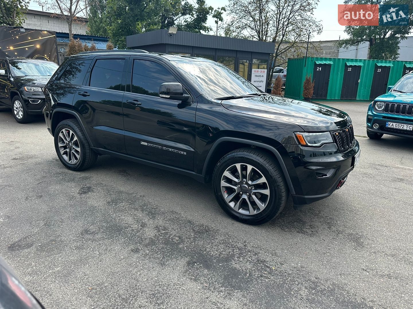 Jeep Grand Cherokee 2020 VIN 1C4RJFBG1LC422895 фото оголошення 4 з 26