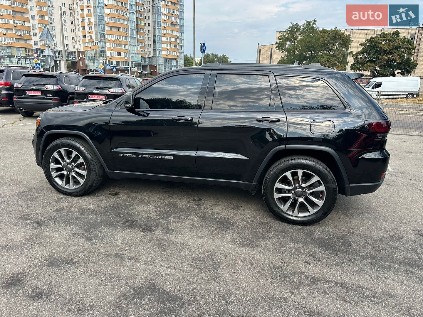 Jeep Grand Cherokee 2020 VIN 1C4RJFBG1LC422895 фото оголошення 9 з 26