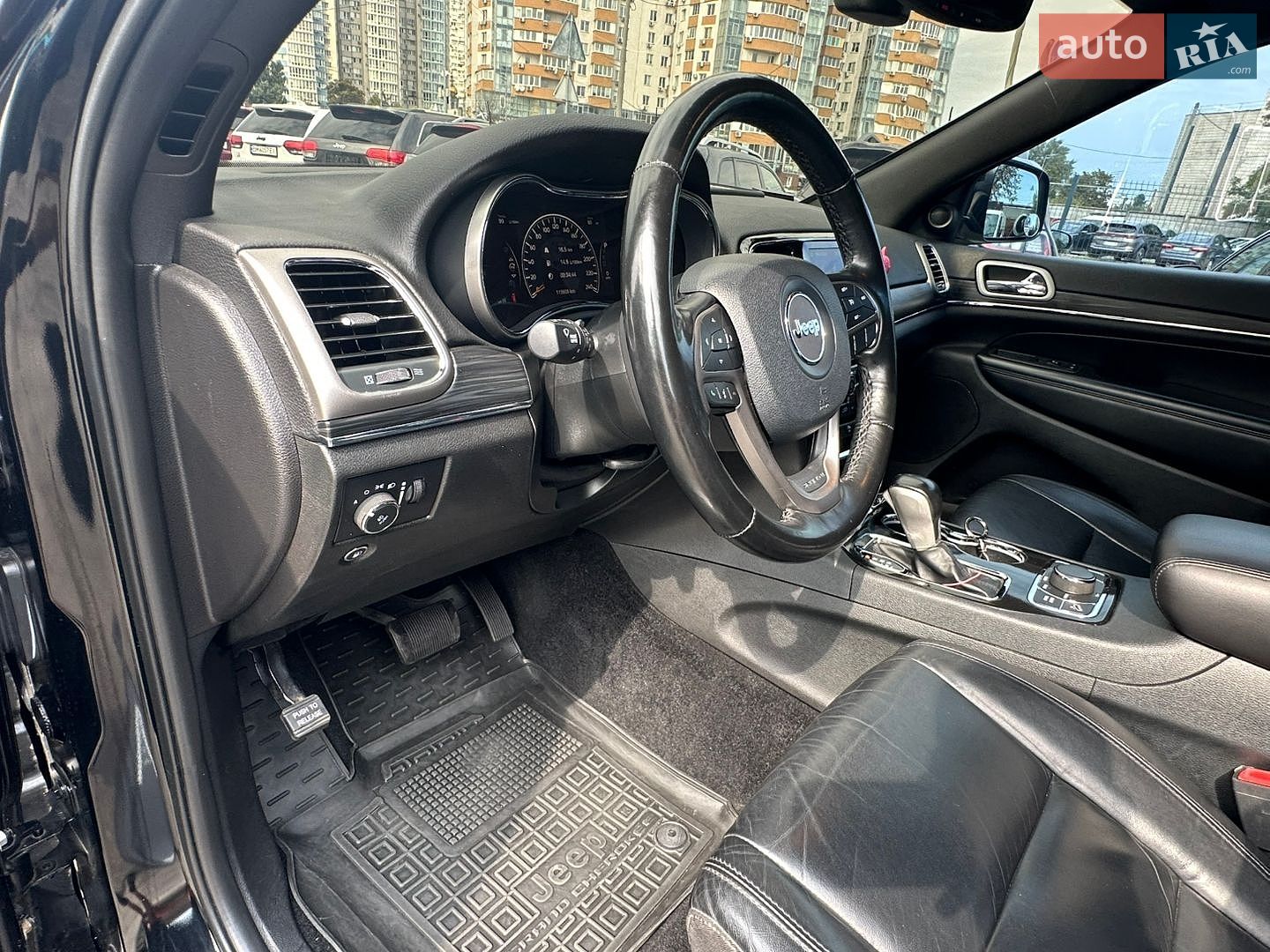 Jeep Grand Cherokee 2020 VIN 1C4RJFBG1LC422895 фото оголошення 15 з 26
