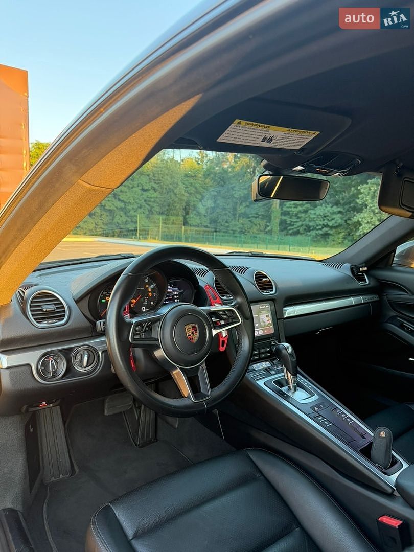 Porsche Cayman 2019 VIN WP0AA2A86KS260511 фото оголошення 16 з 28