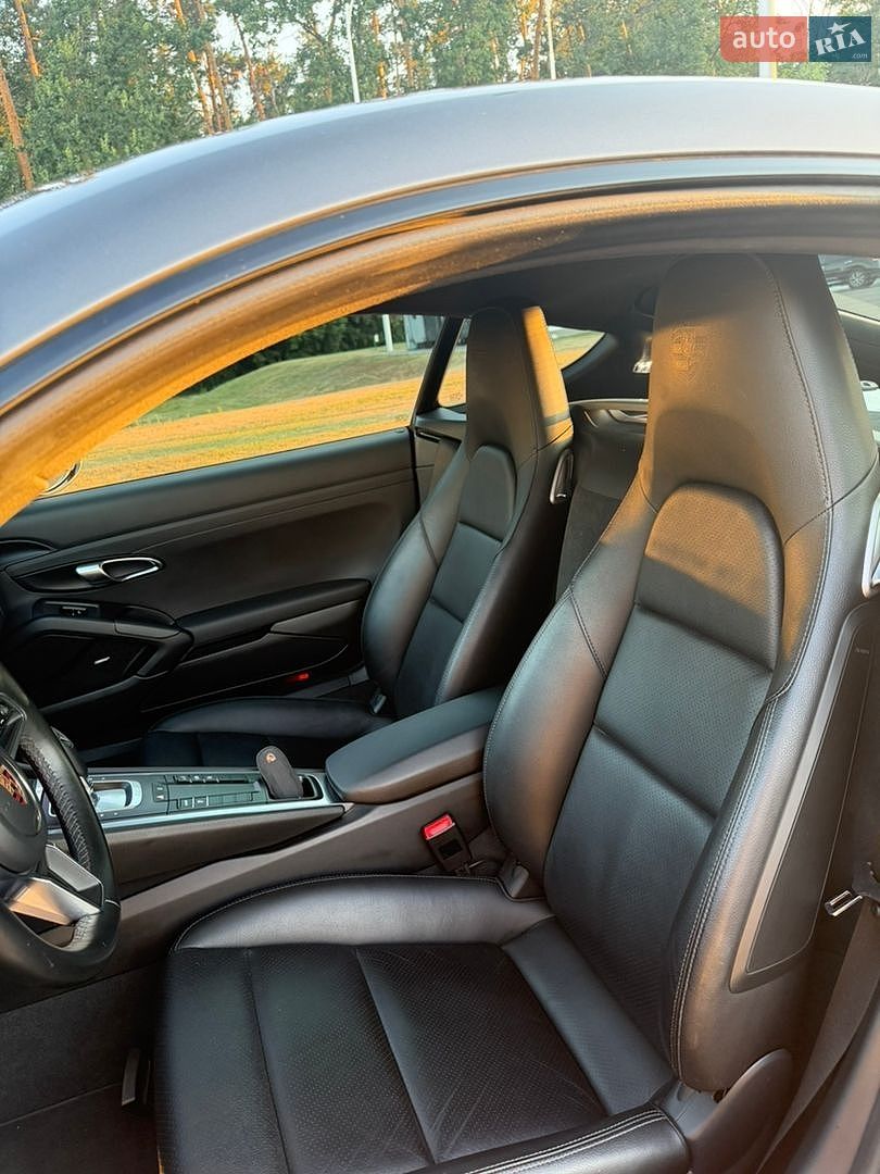 Porsche Cayman 2019 VIN WP0AA2A86KS260511 фото оголошення 18 з 28