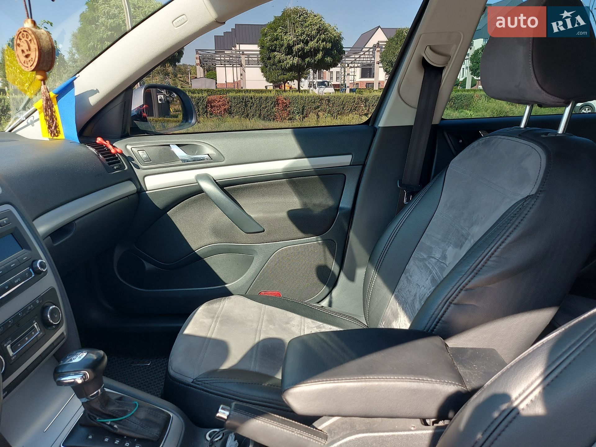 Skoda Octavia 2012 VIN TMBKE61Z1D2051656 фото оголошення 29 з 60