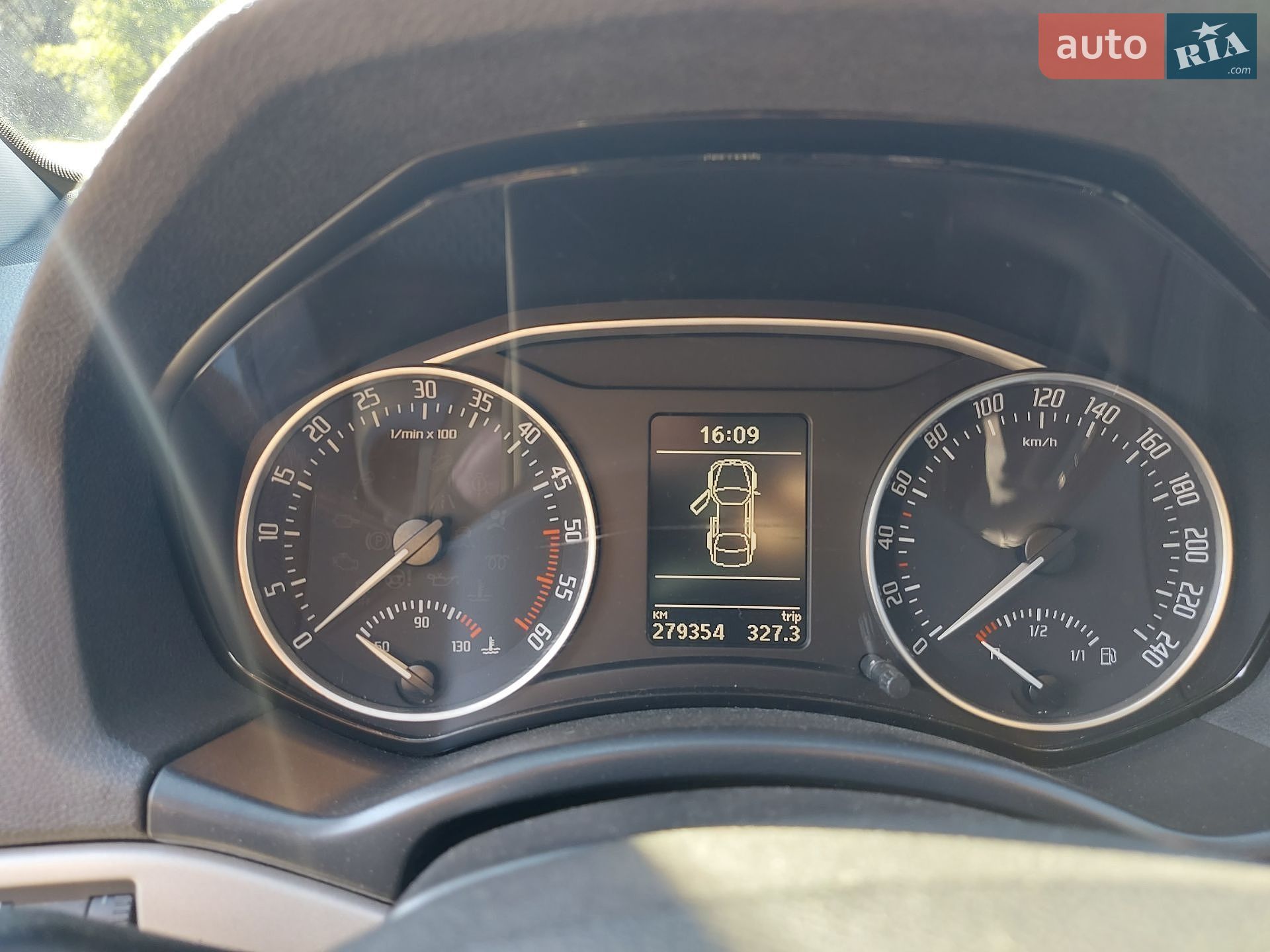 Skoda Octavia 2012 VIN TMBKE61Z1D2051656 фото оголошення 35 з 60