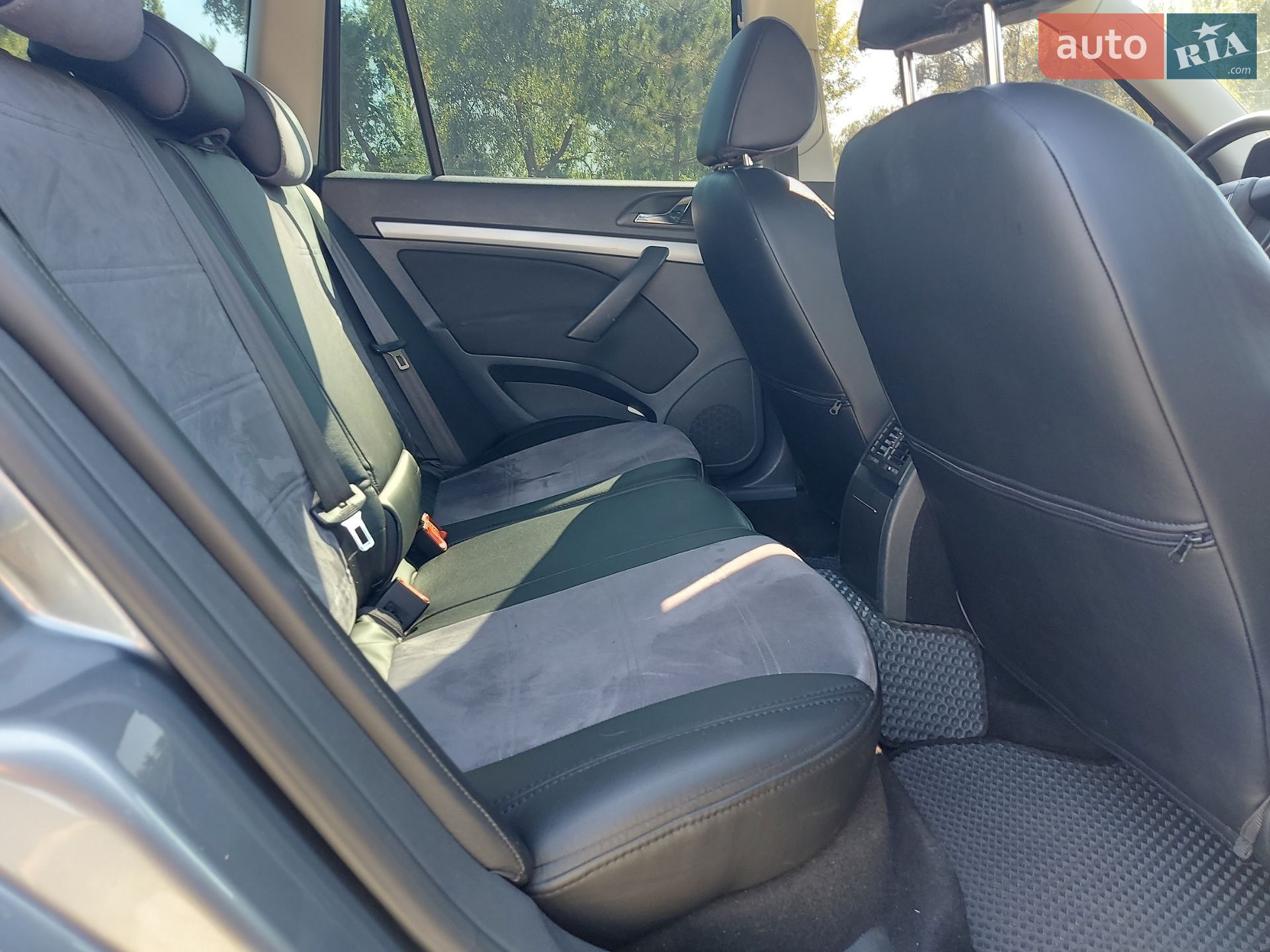 Skoda Octavia 2012 VIN TMBKE61Z1D2051656 фото оголошення 46 з 60