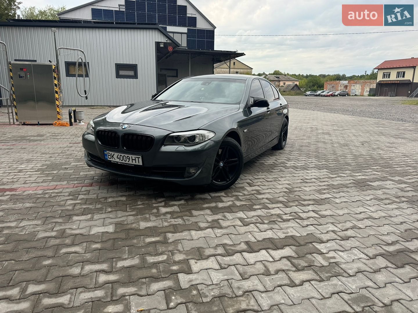 BMW 5 Series 2011 VIN WBAFW51000C515631 фото оголошення 16 з 17