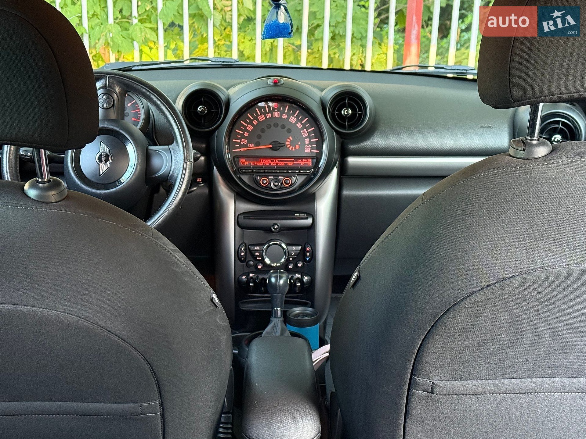 MINI Countryman 2016 VIN WMWZB31060WS63041 фото оголошення 20 з 29