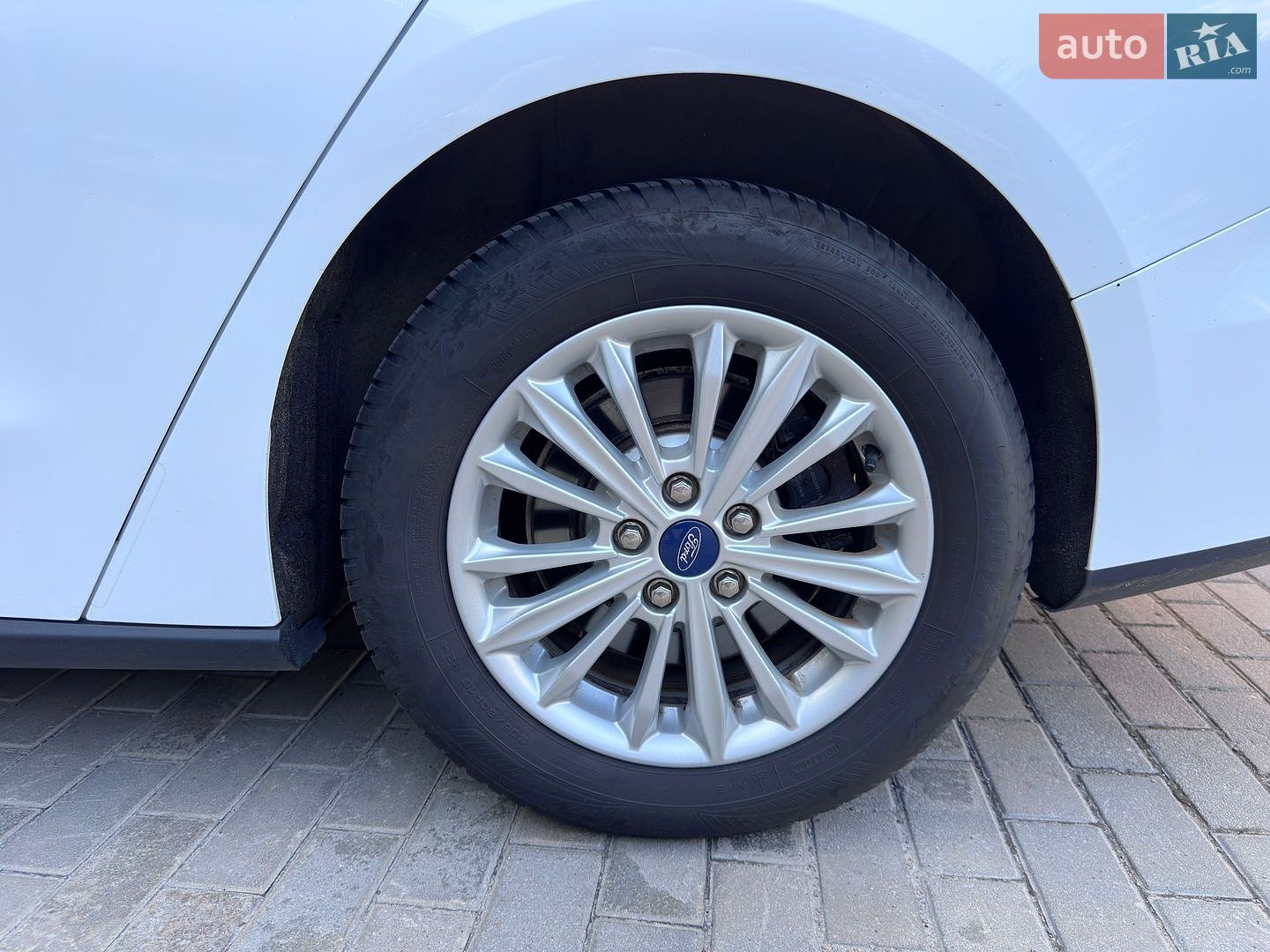 Ford Focus 2021 VIN WF0PXXGCHPMJ27104 фото оголошення 13 з 61