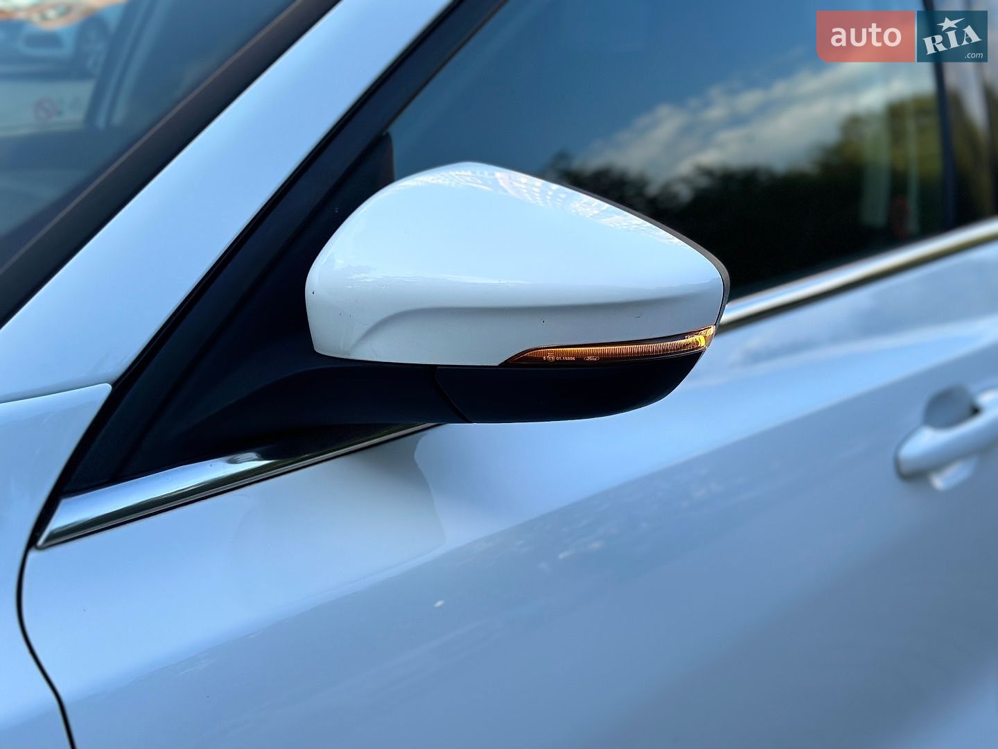Ford Focus 2021 VIN WF0PXXGCHPMJ27104 фото оголошення 14 з 61