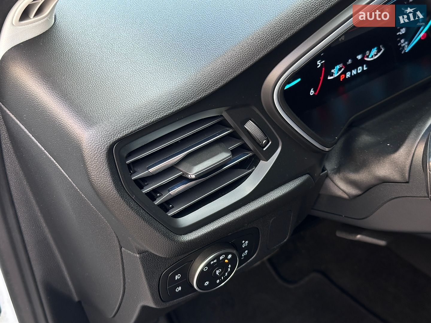 Ford Focus 2021 VIN WF0PXXGCHPMJ27104 фото оголошення 24 з 61